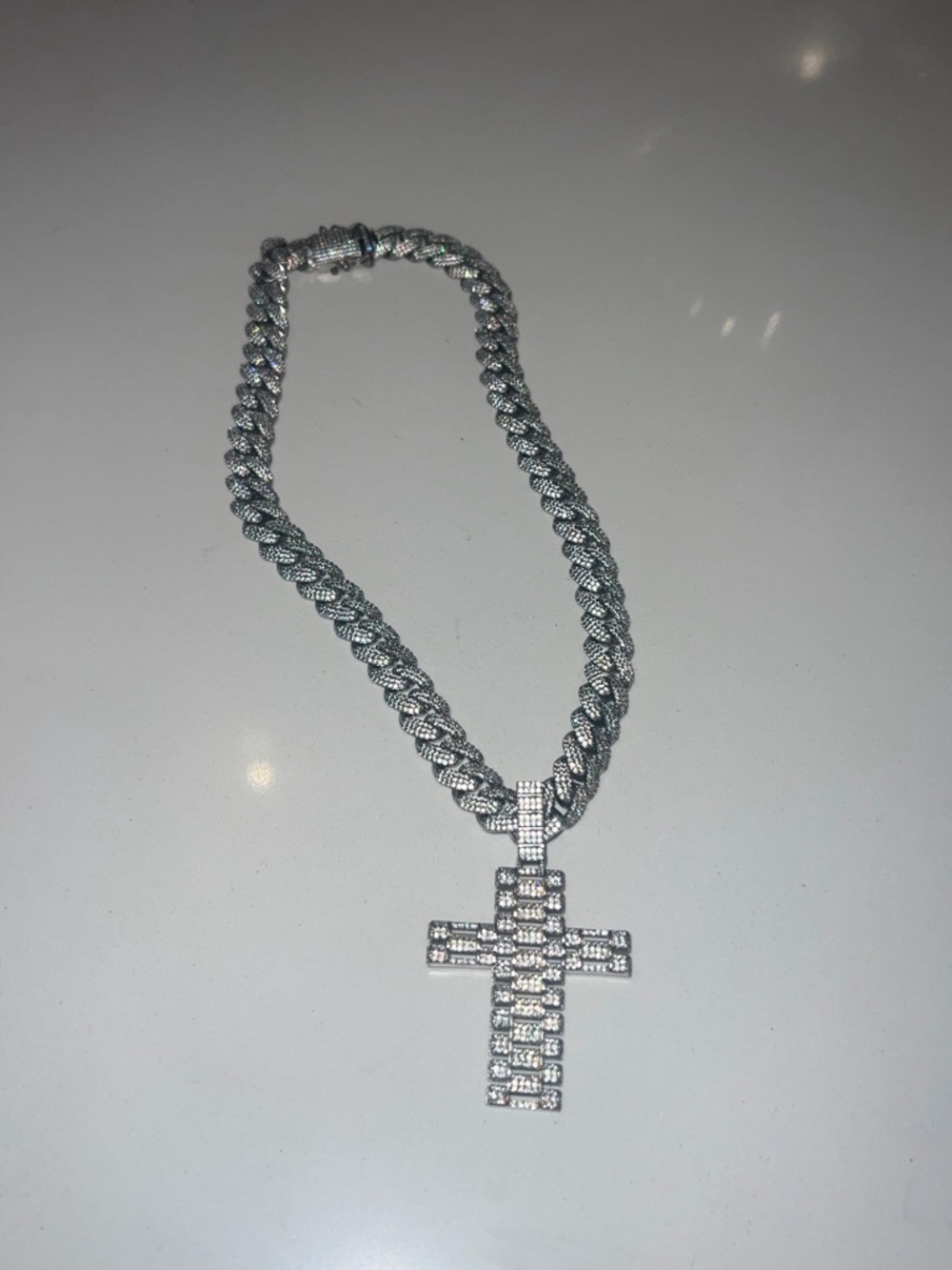 17.5” Iced Cuban Link Chain – Heavy Hip Hop Style Necklace